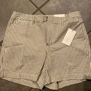 A New Day Shorts NWT Size 8